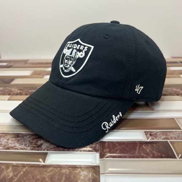 Women's Las Vegas Raiders '47 Black Miata Clean Up Primary Adjustable Hat - Picture 2 of 10